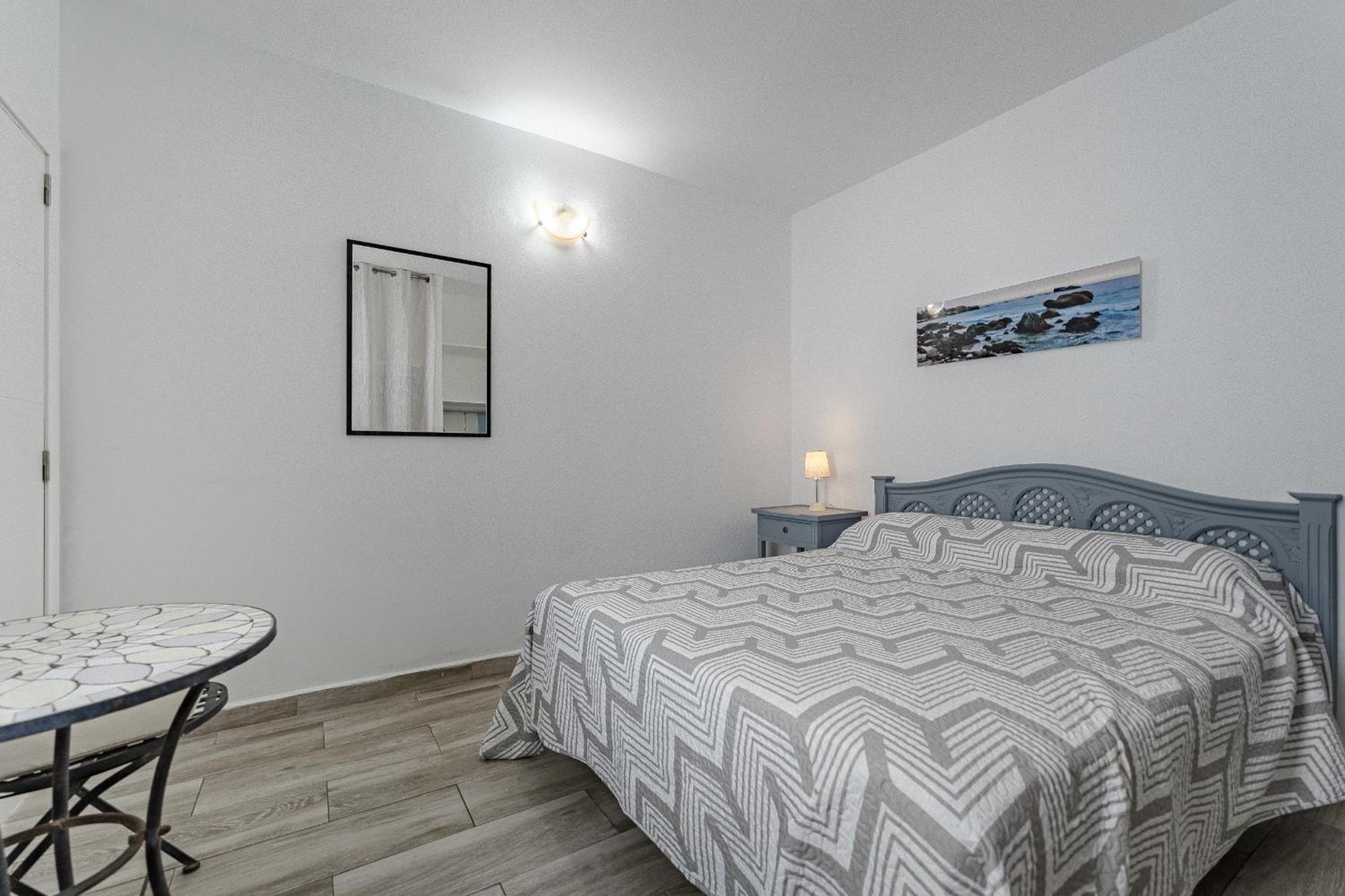 Primavera Tranquil Retreat 2-Bedroom Apartment With Balcony, Garden View & Fiber Wifi Arona  Exterior photo